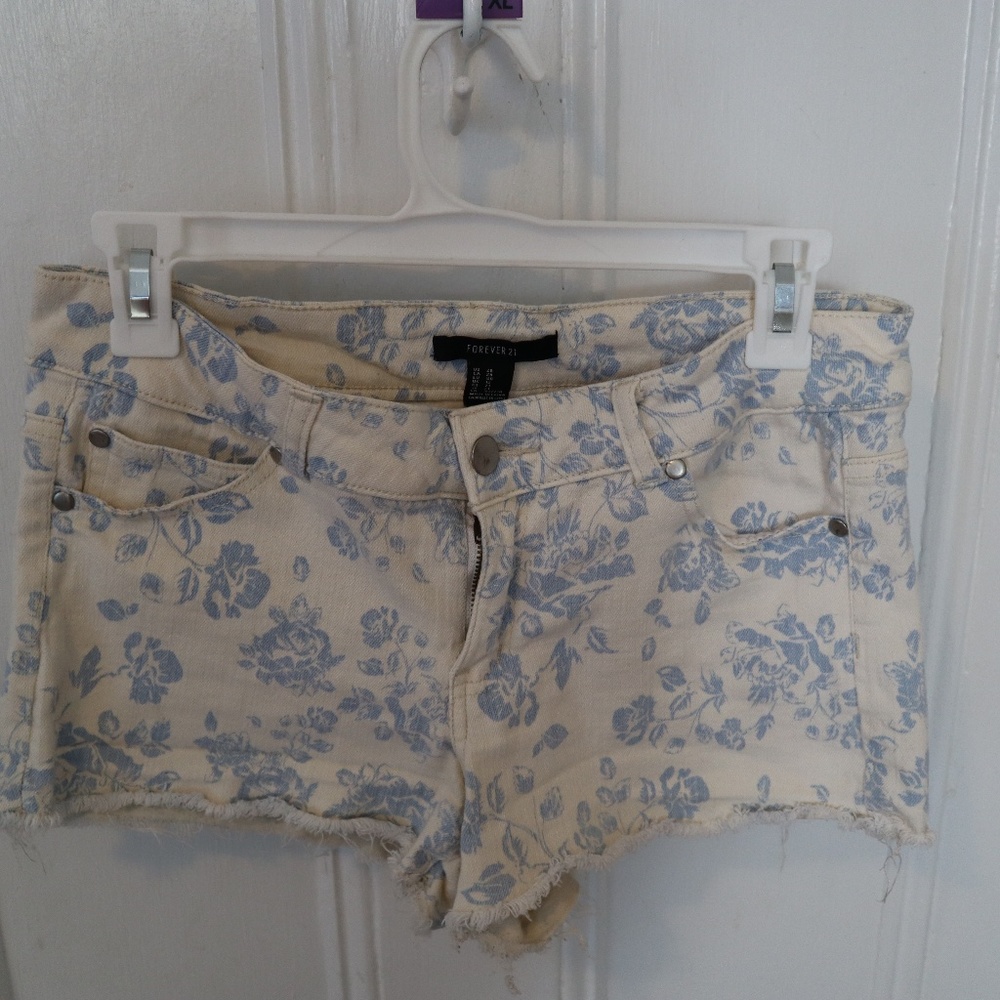 Forever 21 Floral Jean Shorts | Blue/White | Sz 28